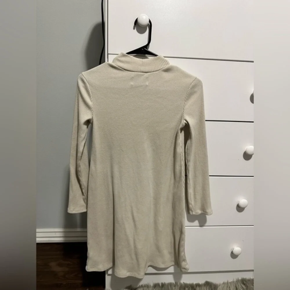 Girls Cream Long Sleeve Dress‎ Size L(10/12)